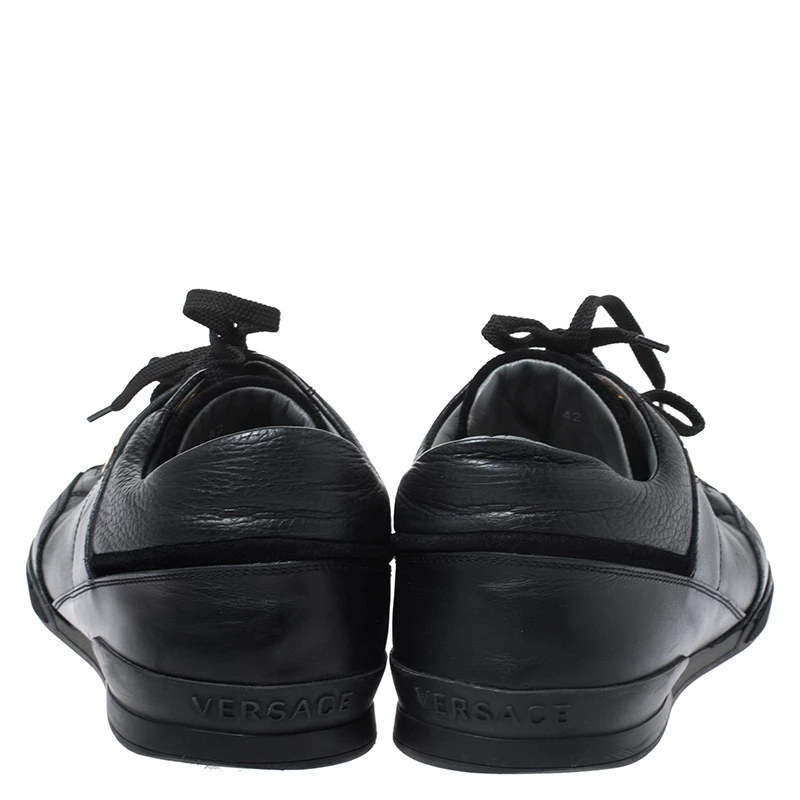Versace Black Leather Gold Plate Low Top Sneakers Size 42 For Men - Image 5