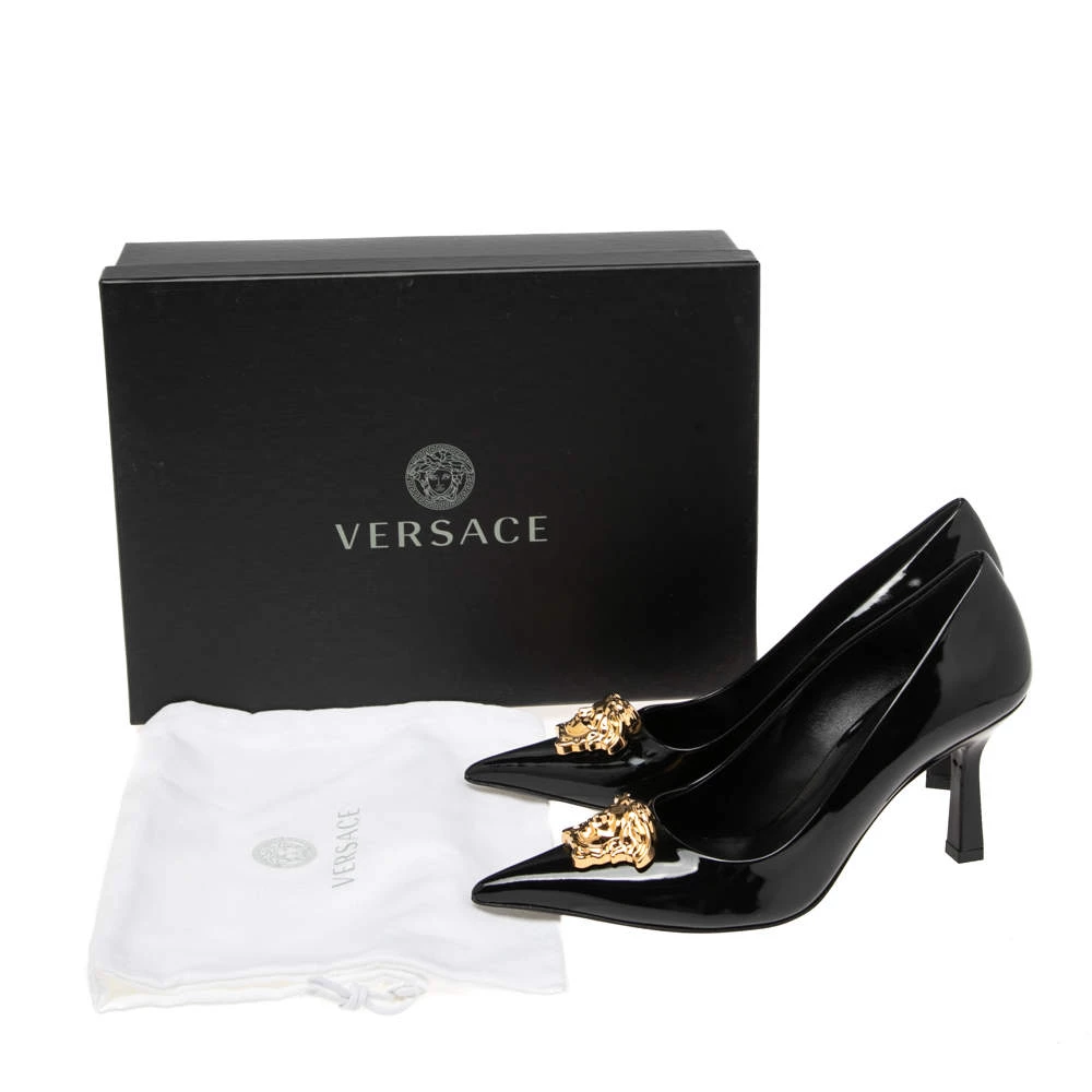 Versace Black Patent Leather Medusa Decollete Pointed Toe Pumps Size 37.5 For Women - Image 8