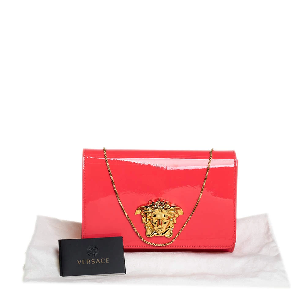 Versace Peach Patent Leather Medusa Chain Clutch For Women - Image 10