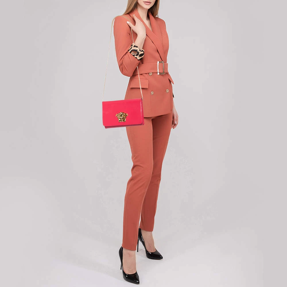 Versace Peach Patent Leather Medusa Chain Clutch For Women - Image 2