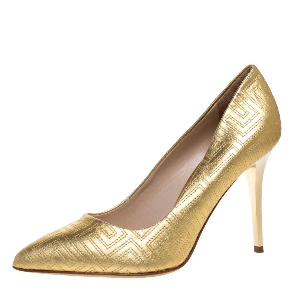 Versace Gold Quilted Leather Pointed Toe Pumps Size 38 For Women