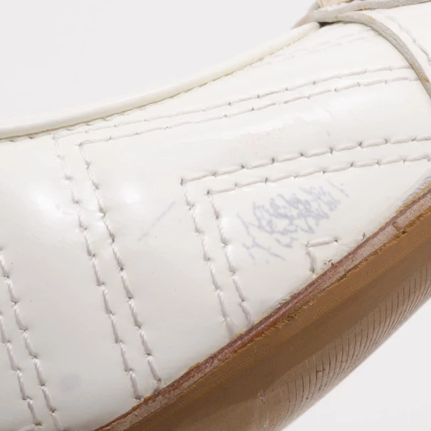 Versace White Patent Leather Pumps Size 40 For Women - Image 10