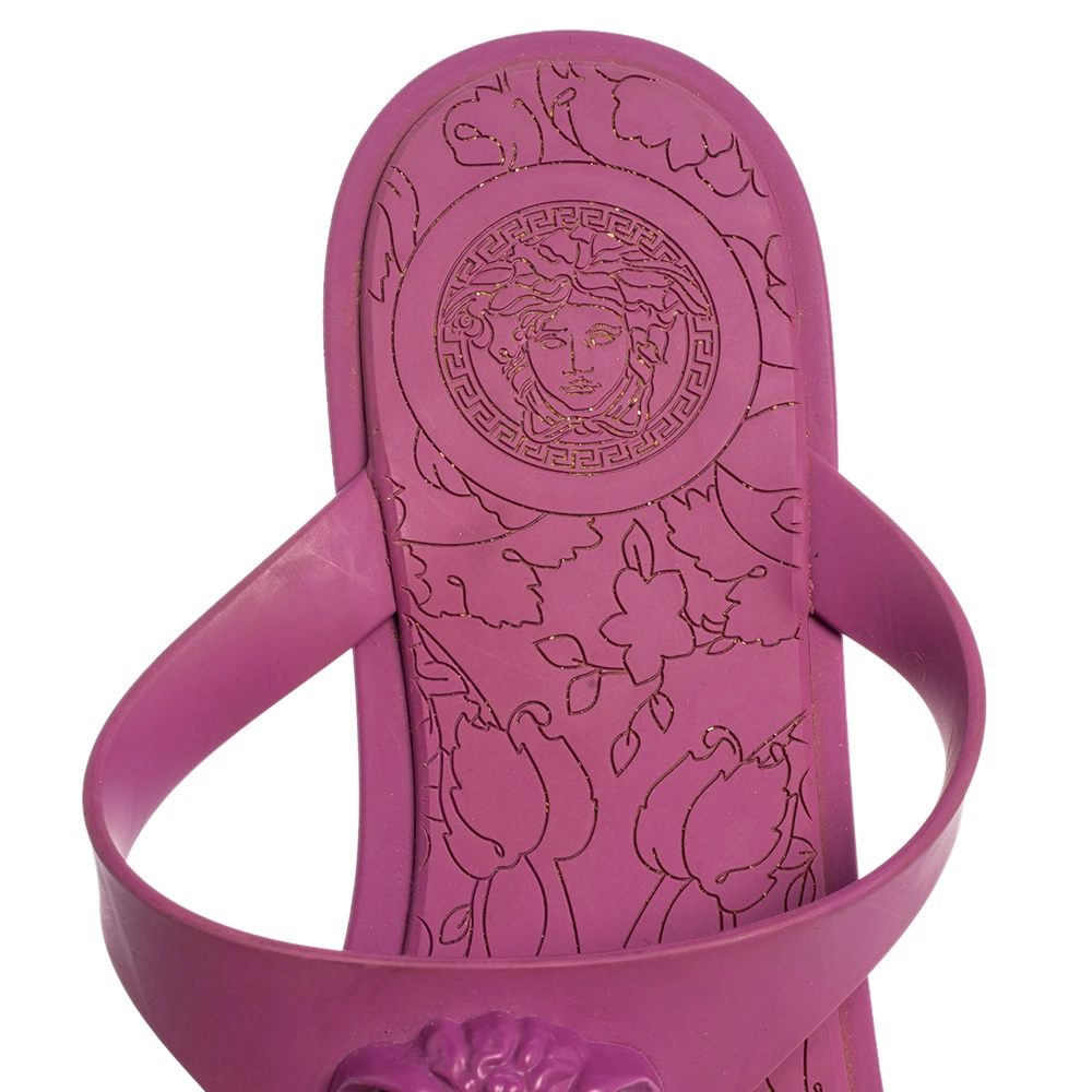 Versace Purple Rubber Medusa Thong Flats Size 39 For Women - Image 7
