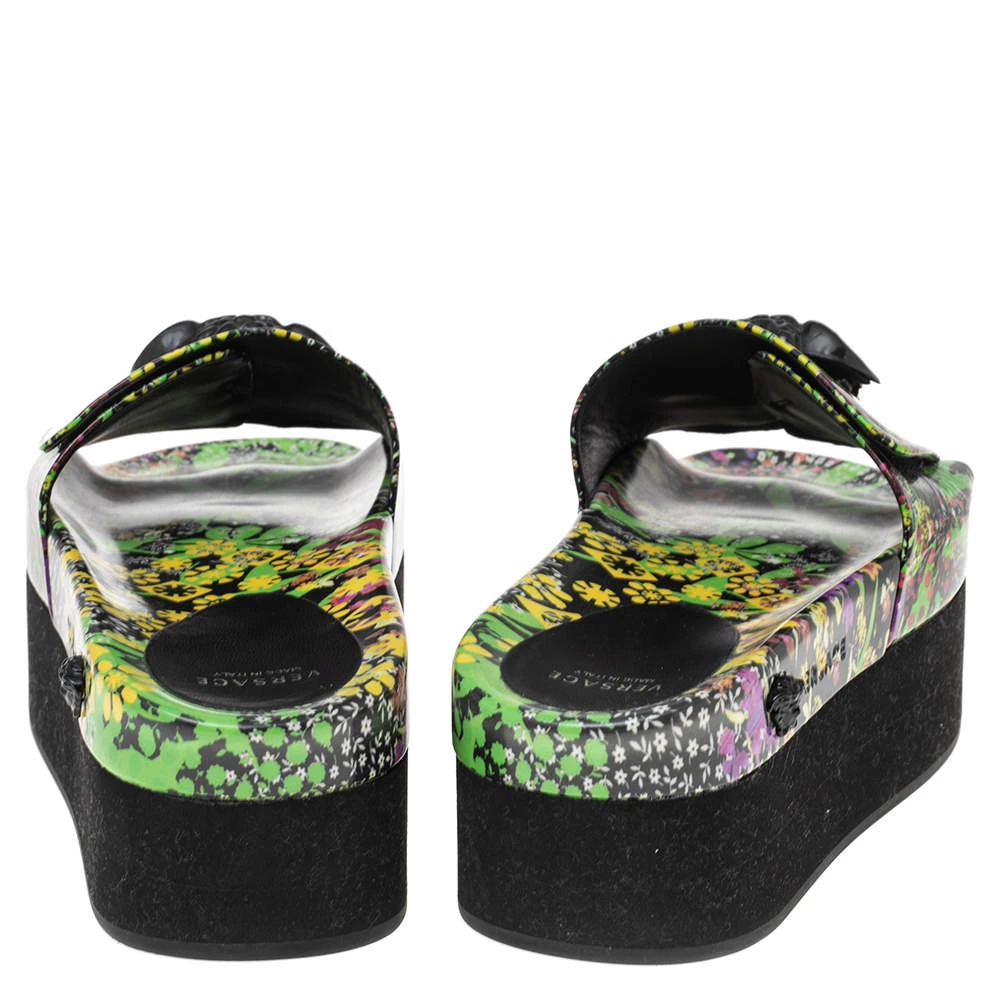 Versace Multicolor Flower Print Patent Leather Medusa Slide Sandals Size 39 For Women - Image 5