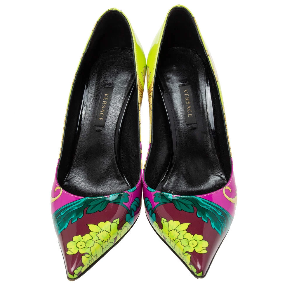 Versace Multicolor Voyage Barocco Print Patent Leather Pumps Size 38 For Women - Image 3