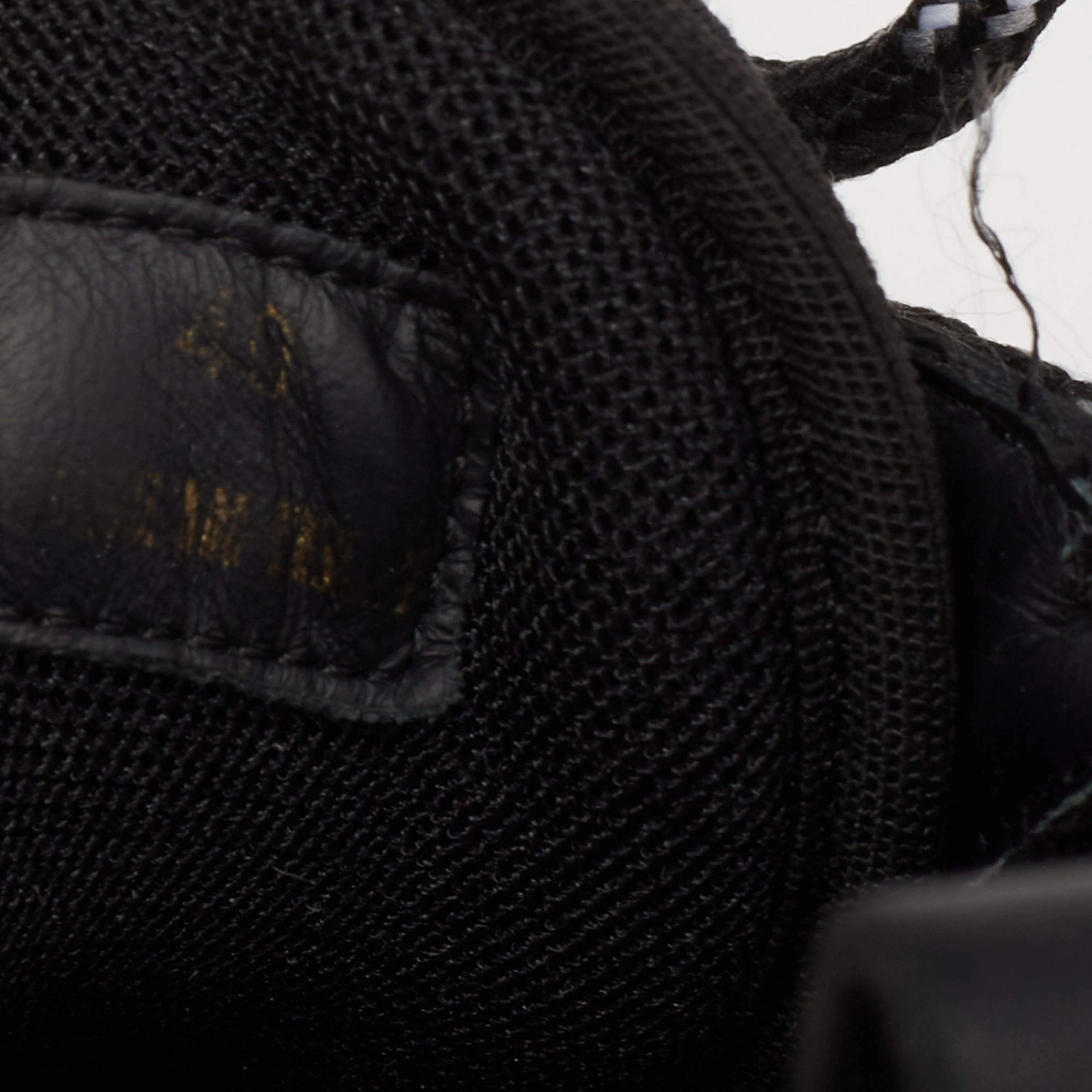 Versace Black Suede And Mesh Chain Reaction Sneakers Size 40 For Women - Image 8