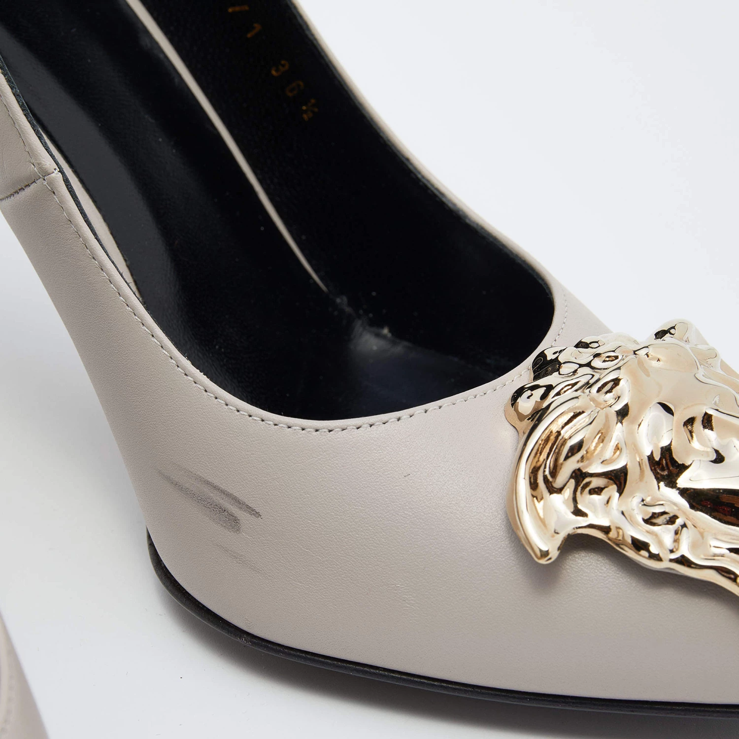 Versace Grey Leather Medusa Pointed Toe Pumps Size 36.5 For Women - Image 8