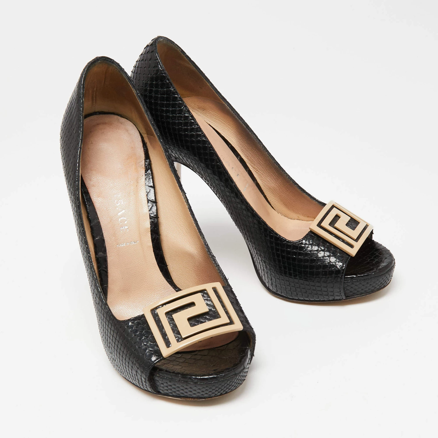 Versace Black Snakeskin Embossed Leather Open Toe Pumps Sze 36.5 For Women - Image 4